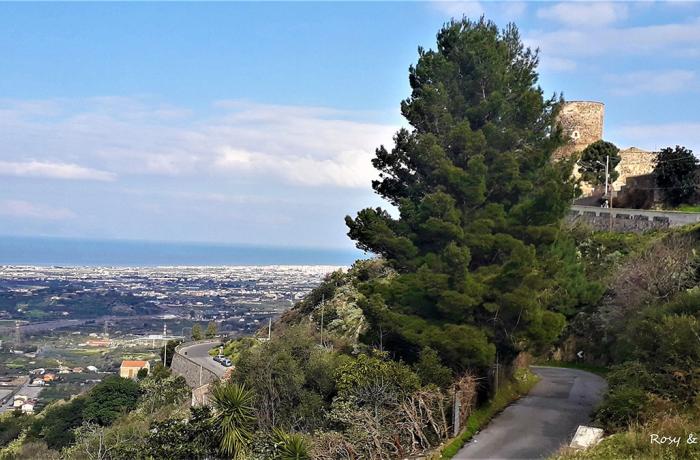 Il castello “Mankarruna” di S. Lucia del Mela