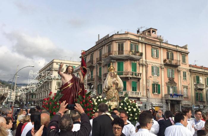 La Festa degli “Spampanati” la Domenica di Pasqua a Messina