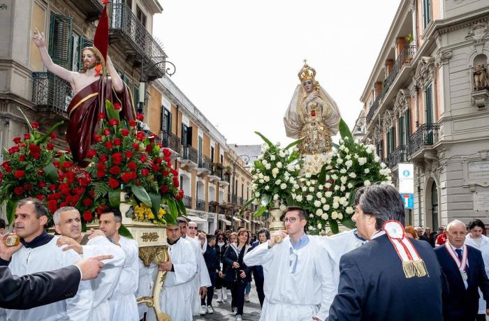 La Festa degli “Spampanati” la Domenica di Pasqua a Messina