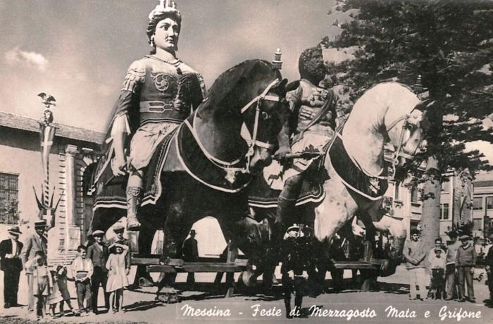 La Passeggiata dei Giganti a Messina  