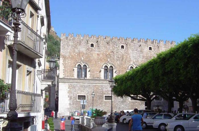 Taormina-Tauromenion