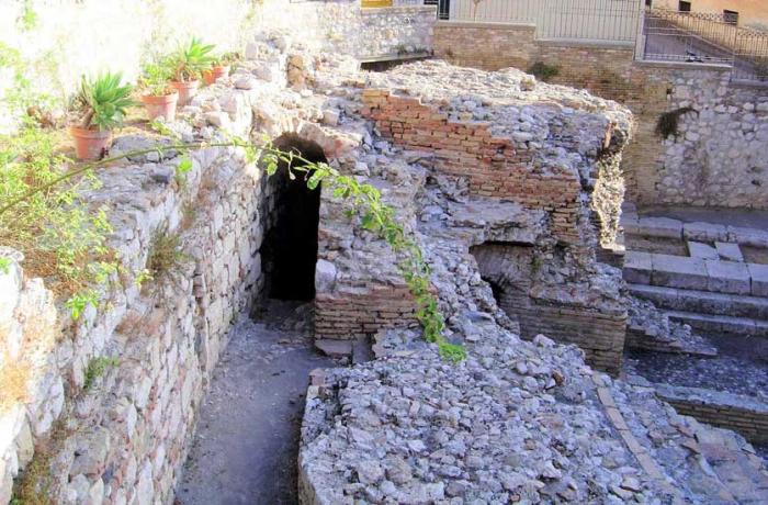 Taormina-Tauromenion