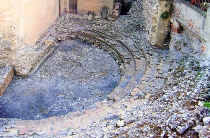 Taormina-Tauromenion