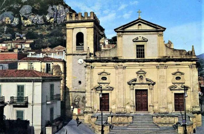 La Chiesa Madre di Monforte San Giorgio 