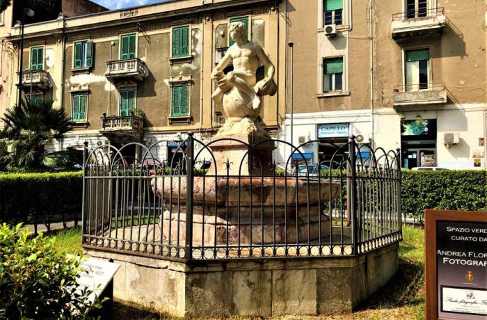 Passeggiata per il Centro Storico di Messina, a piedi e in carrozza