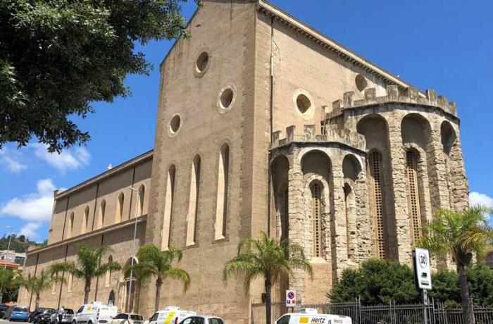 Passeggiata per il Centro Storico di Messina, a piedi e in carrozza