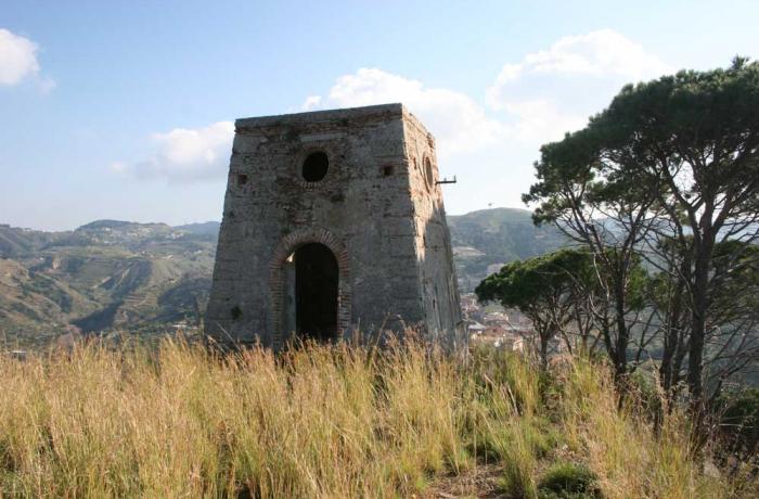 Le Torri di avvistamento a Messina