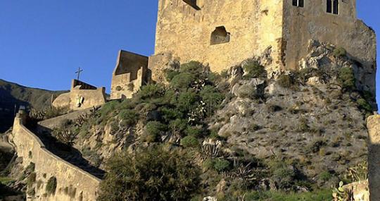 Il castello Rufo Ruffo di Scaletta Zanclea - foto tratta dal sito ufficiale del Comune di Scaletta Zanclea