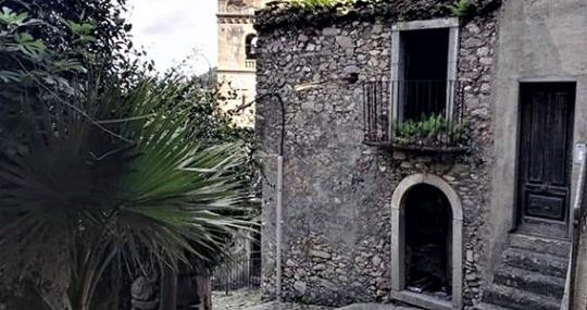 Novara di Sicilia, scorcio